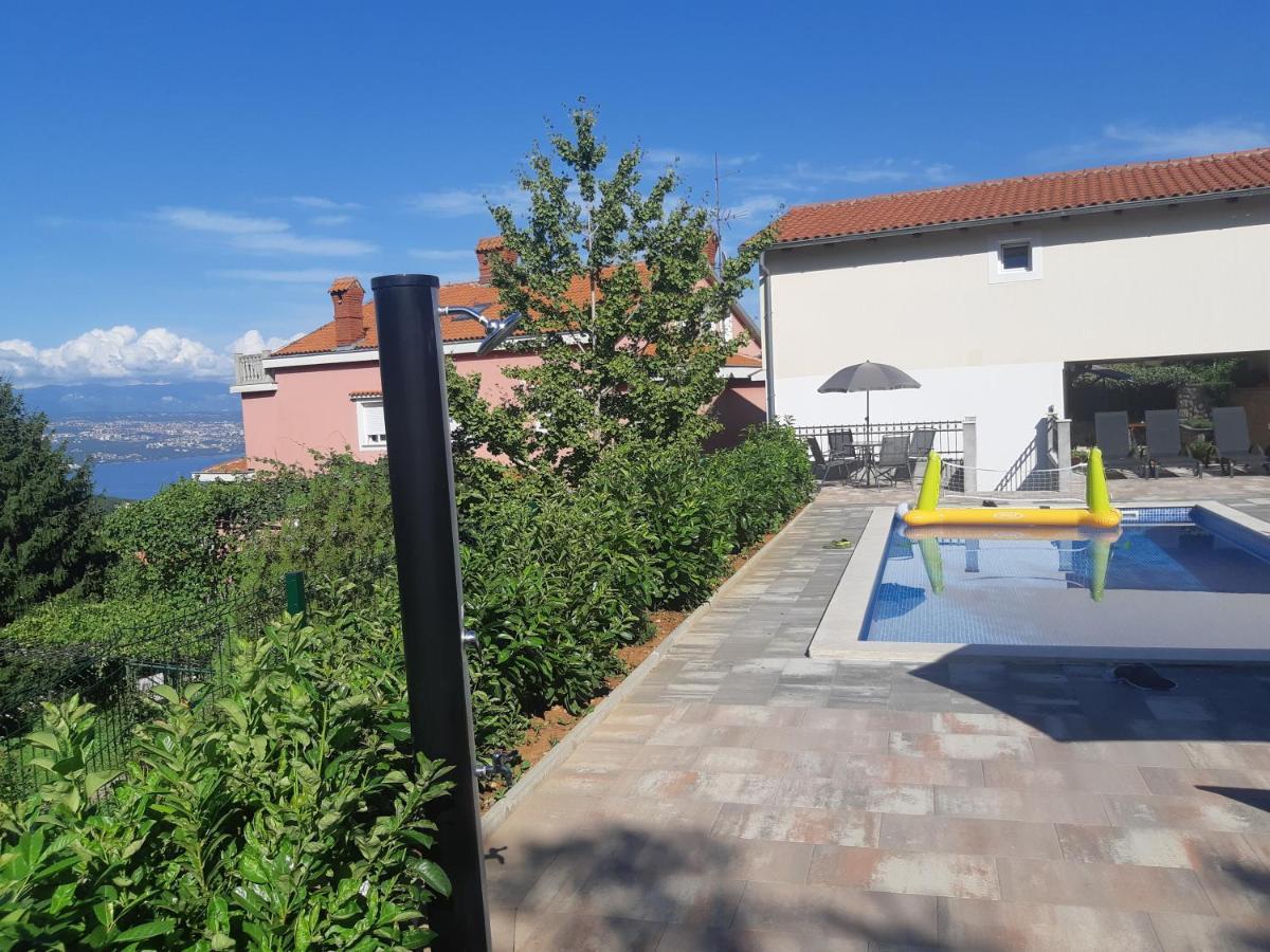 Apartment Opatija ลอฟราน ภายนอก รูปภาพ